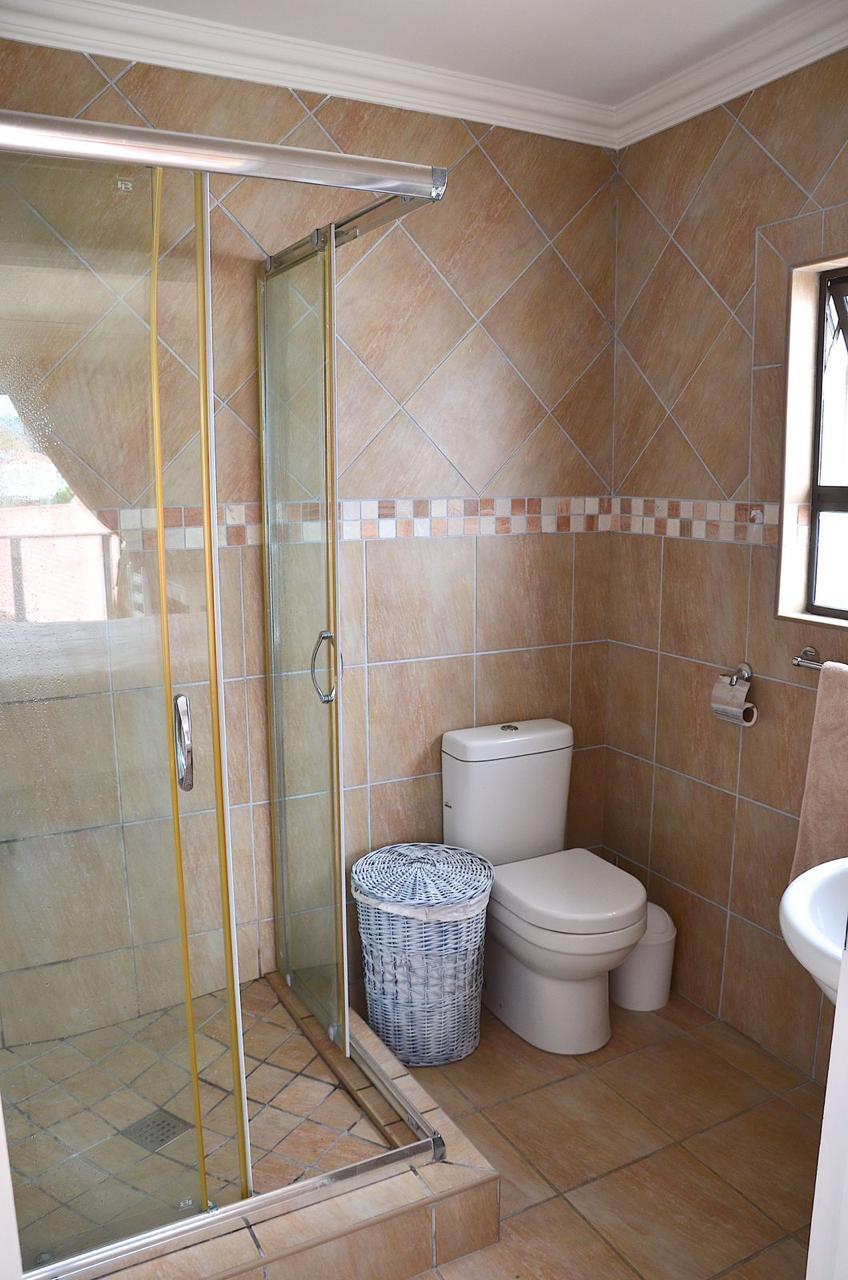 6 Bedroom Property for Sale in Hartenbos Central Western Cape